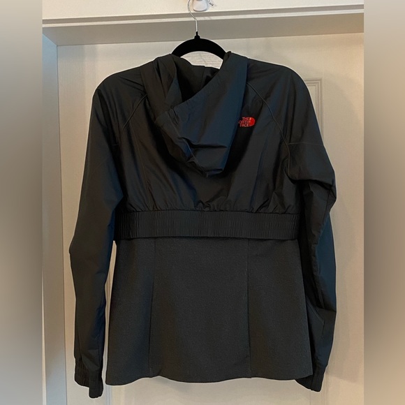 North Face Jacket - Picture 2 of 5